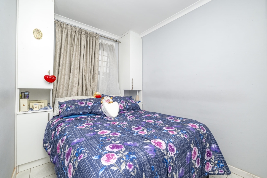 2 Bedroom Property for Sale in Morgenster Western Cape